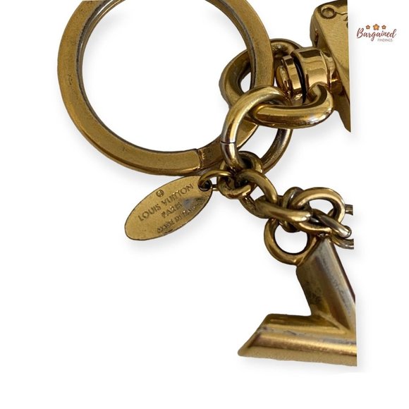 Authentic LOUIS VUITTON Pink/Red Resin Flower & V Key Holder & Bag Charm M67386 - Picture 6 of 11